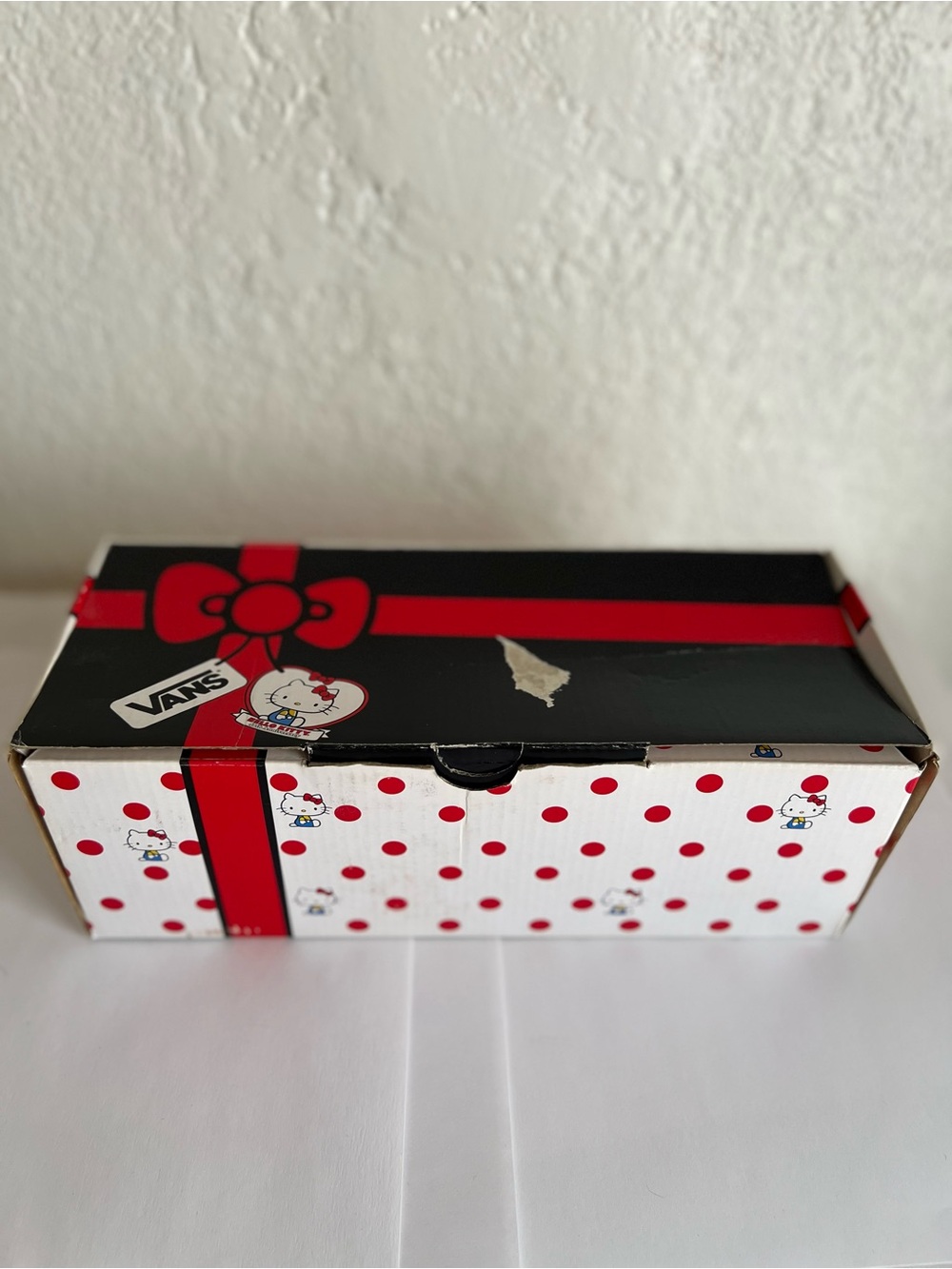 Hello Kitty x Vans 40th Anniversary Special Edition/ 2014 - Picture 15 of 16